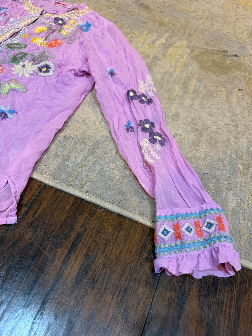 Johnny Was Minodora Blouse In Lavender Frost In Pink size M in EUC - Picture 2 of 12